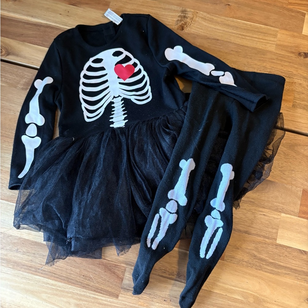 Frilly Skeleton • Costume Set